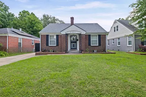 385 Holmes Cir, Memphis, TN 38111