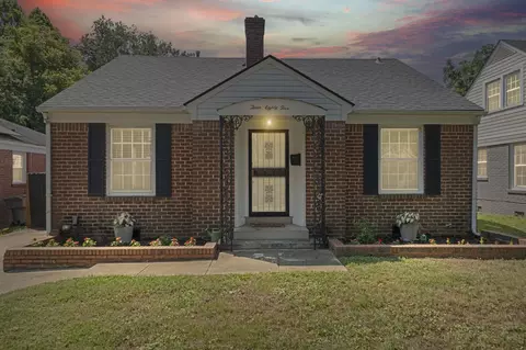 385 Holmes Cir, Memphis, TN 38111