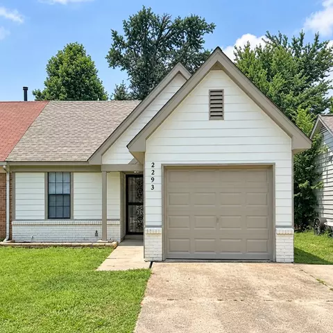 2293 Hometown Dr, Memphis, TN 38133