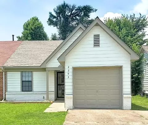 2293 Hometown Dr, Memphis, TN 38133