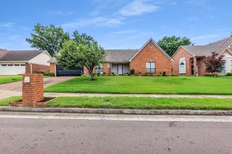 6613 Stephan Ridge Dr, Bartlett, TN 38135
