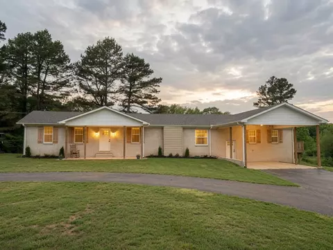 835 Curve Woodville Rd, Gates, TN 38037