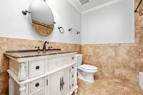 Bath - 779 Gable Ln, Collierville, TN 38017 photo 5 of 5