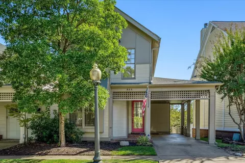 844 Harbor Isle Cir E, Memphis, TN 38103