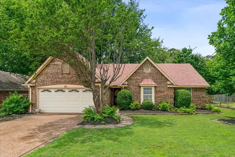 895 Cully Rd, Cordova, TN 38018