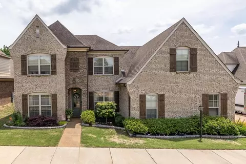10287 Veranda Woods Cv, Lakeland, TN 38002