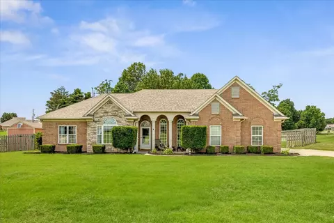 202 Walker Pkwy E, Atoka, TN 38004