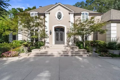 409 N River Oaks Rd, Memphis, TN 38120