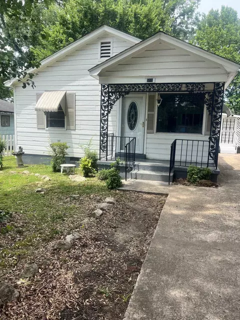 518 Harris St, Collierville, TN 38017