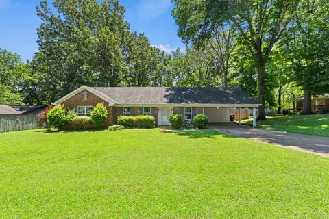 415 Sterling Dr, Collierville, TN 38017