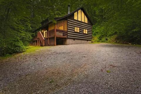 3651 Birds Creek Rd, Sevierville, TN 37876
