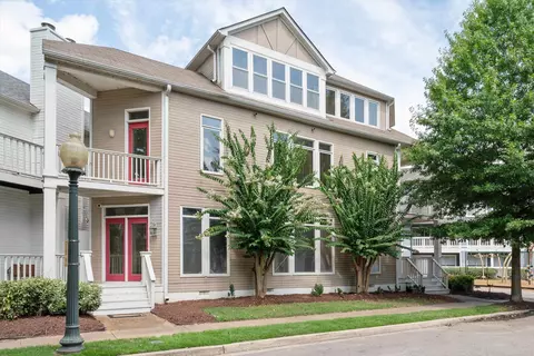 1003 Island Park Cir, Memphis, TN 38103