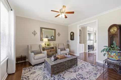 Living - 4555 Devan Woods Cv, Arlington, TN 38002 photo 1 of 1