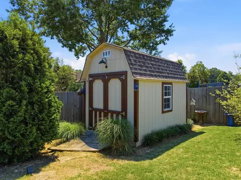 Exterior - 4555 Devan Woods Cv, Arlington, TN 38002 photo 7 of 7