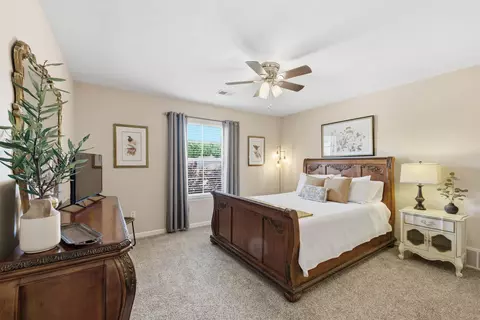 Bedroom - 4555 Devan Woods Cv, Arlington, TN 38002 photo 2 of 4