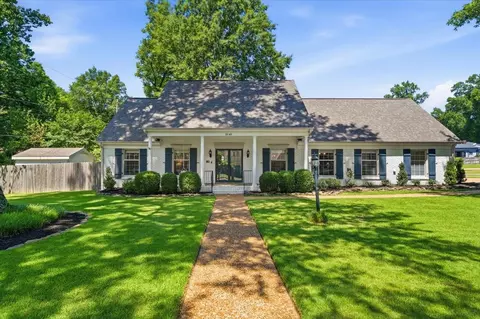 2143 Cornwall St, Germantown, TN 38138