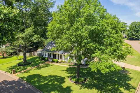 2143 Cornwall St, Germantown, TN 38138