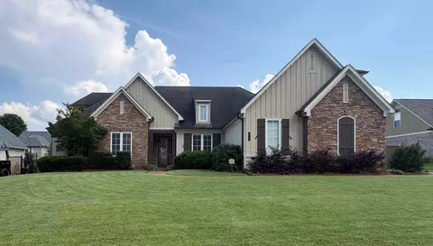 8793 Carriage Creek Rd, Arlington, TN 38002