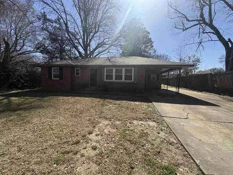 1633 Puryear Dr, Memphis, TN 38116
