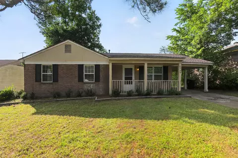 3749 Wolf Trail Dr, Memphis, TN 38128