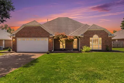 6639 Mt Palomar Dr, Bartlett, TN 38134
