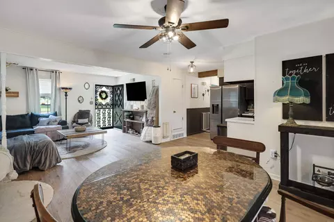 Dining - 1137 Greenview Rd, Collierville, TN 38017 photo 2 of 2