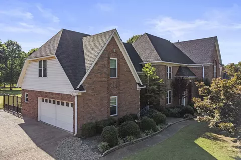 4279 High Plains Rd, Bartlett, TN 38135