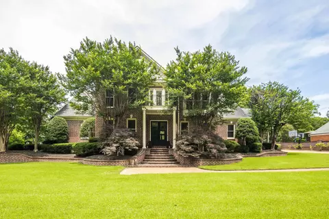 7590 Chapel Creek Pkwy N, Cordova, TN 38016