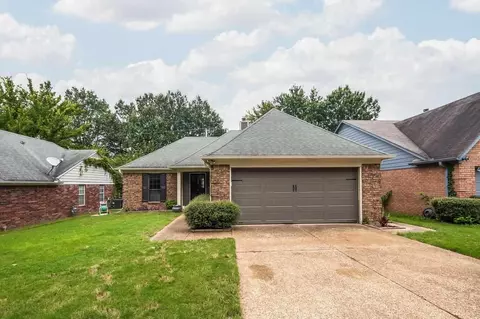 2806 Maryland Cir E, Memphis, TN 38133