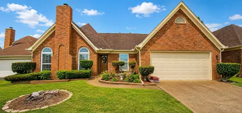 6785 Castlegate Cv, Memphis, TN 38141