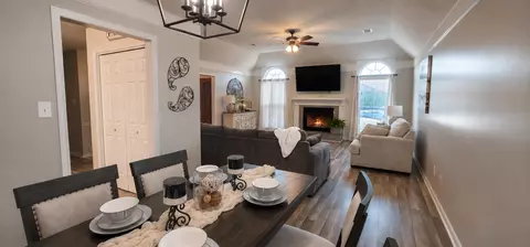 Dining - 6785 Castlegate Cv, Memphis, TN 38141 photo 1 of 3