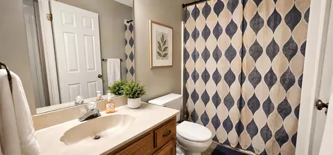 Bath - 6785 Castlegate Cv, Memphis, TN 38141 photo 3 of 3
