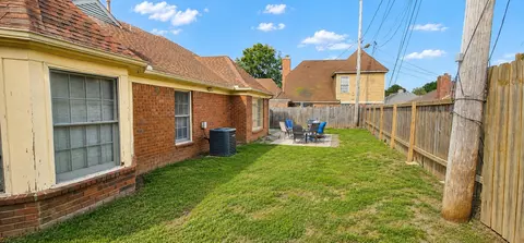 Exterior - 6785 Castlegate Cv, Memphis, TN 38141 photo 4 of 5