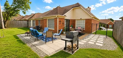 Exterior - 6785 Castlegate Cv, Memphis, TN 38141 photo 5 of 5