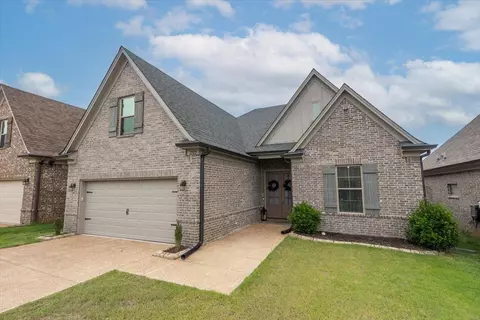 7772 Parkridge Dr, Southaven, MS 38671