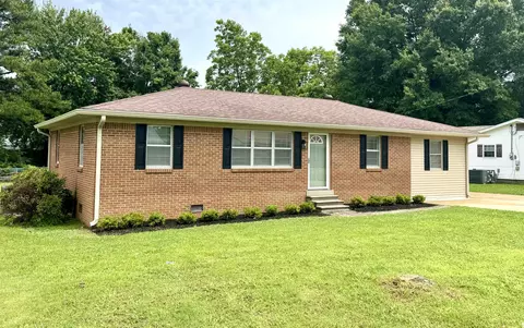 660 Sumrow St, Halls, TN 38040