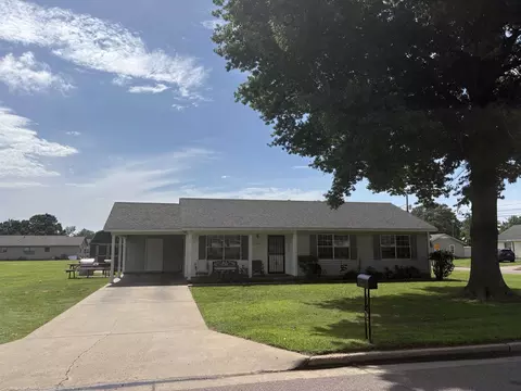 303 Robin Dr, Ripley, TN 38063