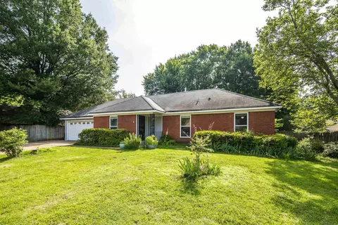 3102 Newmarket Dr, Bartlett, TN 38134
