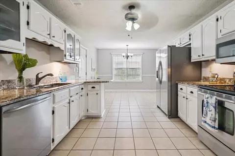 Kitchen - 235 Summit View Cv W, Collierville, TN 38017 photo 1 of 2