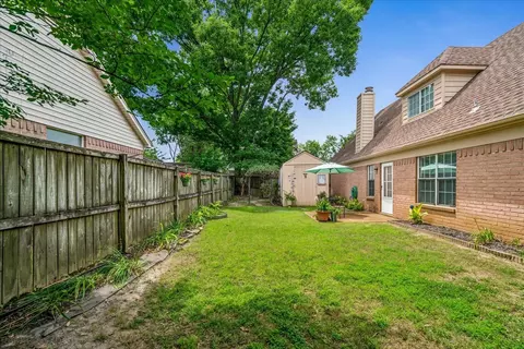 Exterior - 235 Summit View Cv W, Collierville, TN 38017 photo 3 of 4