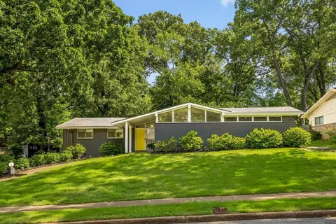 5518 Pecan Grove Ln, Memphis, TN 38120