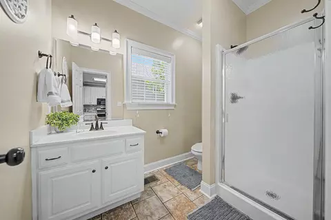 Bath - 31 Tamara Trl, Iuka, MS 38852 photo 1 of 3