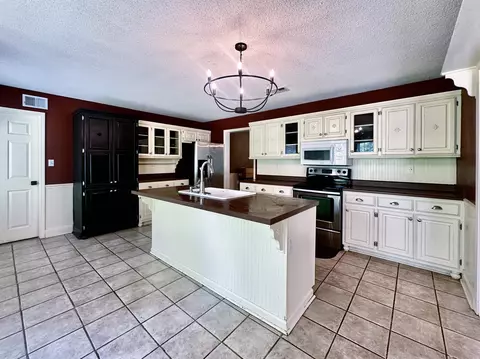 8863 Sheltowee Trl, Hernando, MS 38632 photo 6