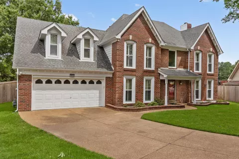 Exterior - 10552 Eider Cv, Collierville, TN 38017 photo 11 of 12