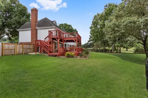 Exterior - 10552 Eider Cv, Collierville, TN 38017 photo 9 of 12