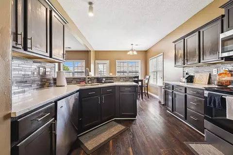 Kitchen - 5032 Will Fall Rd, Arlington, TN 38002 photo 2 of 2