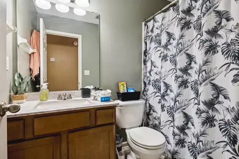 Bath - 5032 Will Fall Rd, Arlington, TN 38002 photo 4 of 4