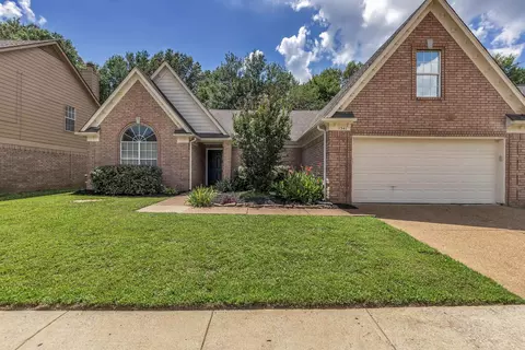 1341 Milestone Cir, Collierville, TN 38017