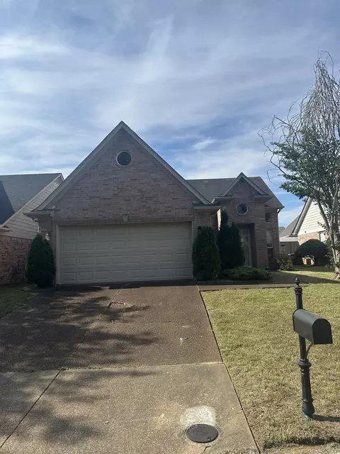 9761 Misty Bay Cv, Arlington, TN 38002