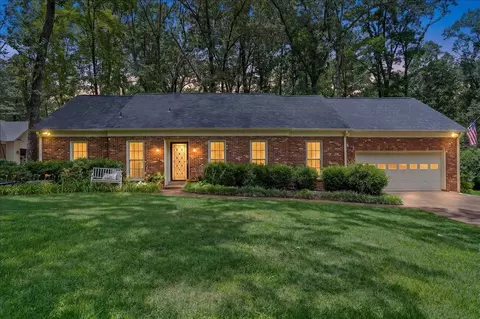 2173 Lochlevin Dr, Memphis, TN 38119